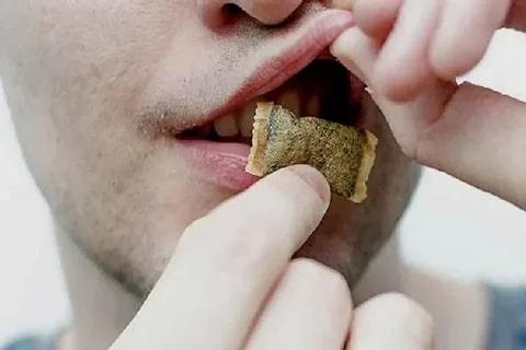 Снюс и его последствия: чем он действительно вреден?